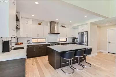 6090 Carman Dr, Lake Oswego, OR 97035 - Photo 21