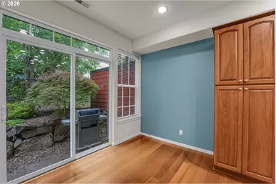 924 NE 73rd Ave, Hillsboro, OR 97124 - Photo 17