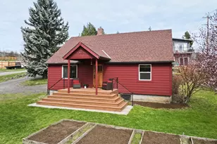 180 NW Spring St, White Salmon, WA 98672 - Photo 5