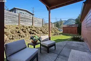 180 NW Spring St, White Salmon, WA 98672 - Photo 35