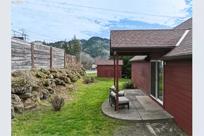 180 NW Spring St, White Salmon, WA 98672 - Photo 37