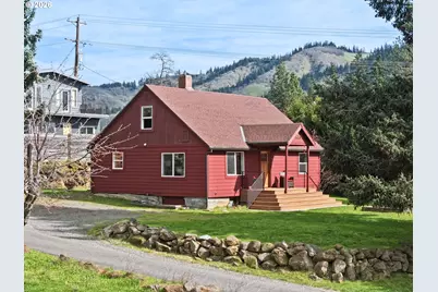 180 NW Spring St, White Salmon, WA 98672 - Photo 3