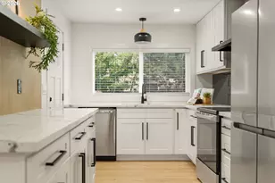 6411 NE 32nd Pl, Portland, OR 97211 - Photo 15