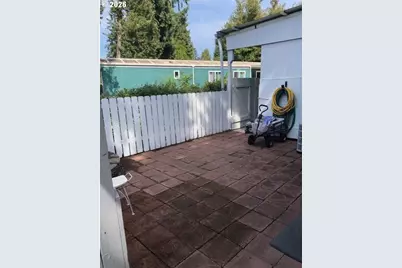 1125 58th St #8, Springfield, OR 97478 - Photo 23