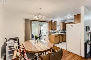 12330 SE Main St, Portland, OR 97233 - Photo 9