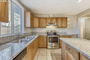 7335 SE Henderson St, Portland, OR 97206 - Photo 9