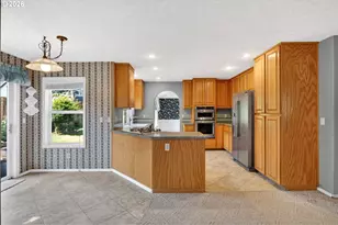 15424 NE Andra Pl, Portland, OR 97230 - Photo 5