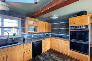 1819 N Jantzen Ave, Portland, OR 97217 - Photo 7