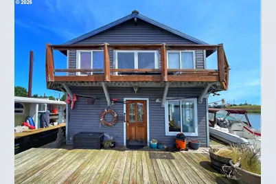 1819 N Jantzen Ave, Portland, OR 97217 - Photo 1