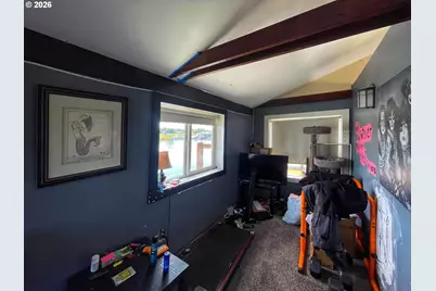 1819 N Jantzen Ave, Portland, OR 97217 - Photo 23