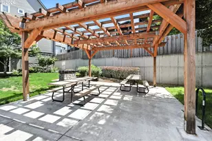 10805 NE Red Wing Way, Hillsboro, OR 97006 - Photo 23