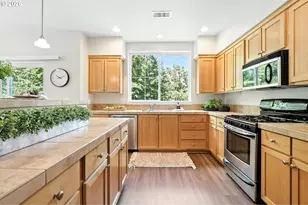 10805 NE Red Wing Way, Hillsboro, OR 97006 - Photo 7