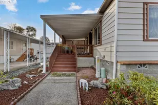 125 SE Estate Loop, Winston, OR 97496 - Photo 5