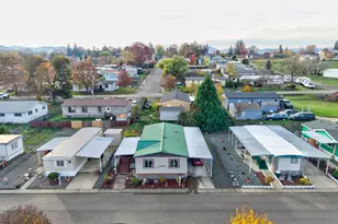 125 SE Estate Loop, Winston, OR 97496 - Photo 33