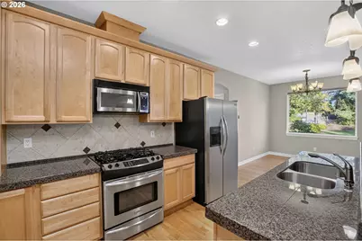 1325 SE Dustin Dr, Milwaukie, OR 97267 - Photo 7