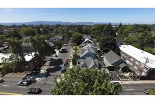 3907 SE Salmon St, Portland, OR 97214 - Photo 5