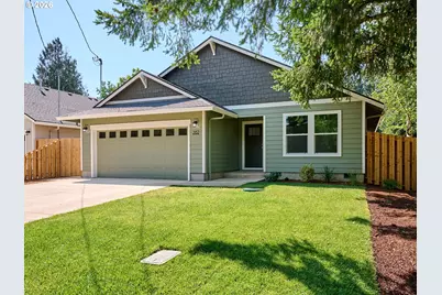 262 SE Ivy St, Mill City, OR 97360 - Photo 1