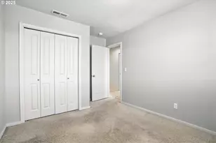 2240 SE 16th St, Gresham, OR 97080 - Photo 11