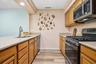 420 Walnut Way, Silverton, OR 97381 - Photo 9