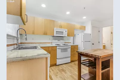 6704 N Pittsburg Ave, Portland, OR 97203 - Photo 11