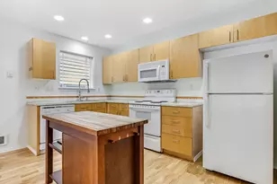 6704 N Pittsburg Ave, Portland, OR 97203 - Photo 9