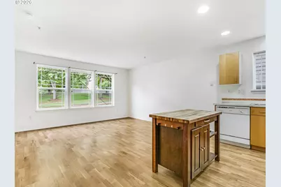 6704 N Pittsburg Ave, Portland, OR 97203 - Photo 7