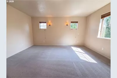 2817 SE Condor Ave, Gresham, OR 97080 - Photo 7