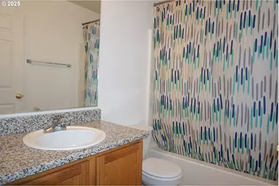 1649 SE Night Heron Way, Gresham, OR 97080 - Photo 17