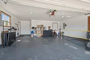 1517 N Locust St, Canby, OR 97013 - Photo 17