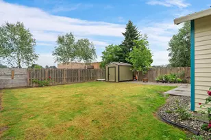 730 Bozarth Ave, Woodland, WA 98674 - Photo 33