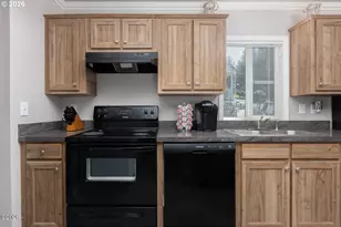 1809 SE Alder Ln Dr, Toledo, OR 97391 - Photo 7