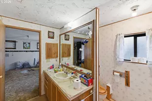 60024 Fairview Rd, Coquille, OR 97423 - Photo 11