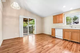 308 SE 9th St, Battle Ground, WA 98604 - Photo 9