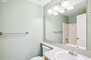 308 SE 9th St, Battle Ground, WA 98604 - Photo 17