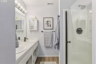 2764 E McLoughlin Blvd, Vancouver, WA 98661 - Photo 31