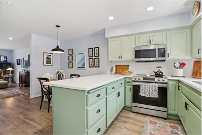 2764 E McLoughlin Blvd, Vancouver, WA 98661 - Photo 17