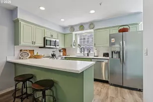 2764 E McLoughlin Blvd, Vancouver, WA 98661 - Photo 17