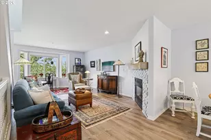 2764 E McLoughlin Blvd, Vancouver, WA 98661 - Photo 9