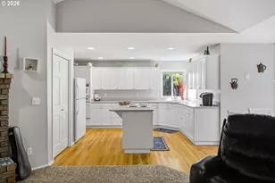 19404 Vincent Dr, Oregon City, OR 97045 - Photo 21
