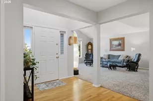 19404 Vincent Dr, Oregon City, OR 97045 - Photo 5