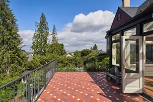 2611 NW Westover Rd, Portland, OR 97210 - Photo 9