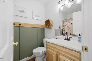 6460 Colonial Way, Tillamook, OR 97141 - Photo 17