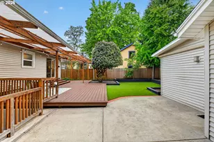 6715 NE 22nd Ave NE, Portland, OR 97211 - Photo 39