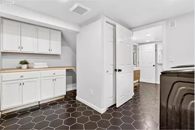 6715 NE 22nd Ave NE, Portland, OR 97211 - Photo 37