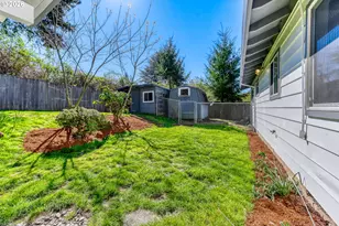 1120 SE Spruce Ct, Gresham, OR 97080 - Photo 23