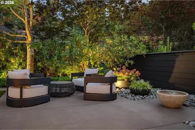 2878 NW Cumberland Rd, Portland, OR 97210 - Photo 9