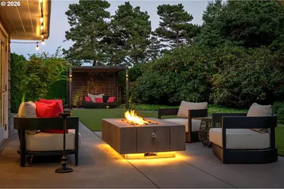 2878 NW Cumberland Rd, Portland, OR 97210 - Photo 3