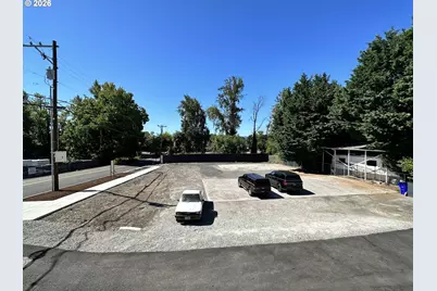 306 N Bridgeton Rd, Portland, OR 97217 - Photo 13