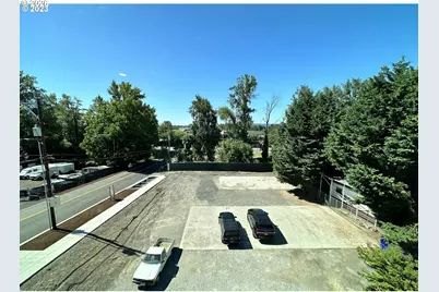 306 N Bridgeton Rd, Portland, OR 97217 - Photo 15