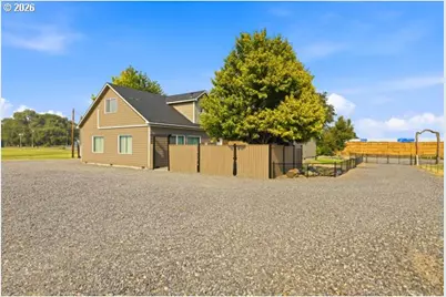 80036 Prindle Loop Rd, Hermiston, OR 97838 - Photo 3
